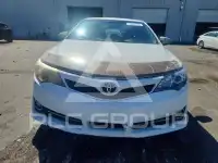 2014 Toyota CAMRY photo