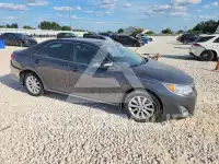 2014 Toyota CAMRY photo