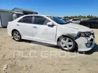 2014 Toyota CAMRY фото