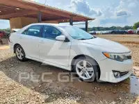 2014 Toyota CAMRY photo