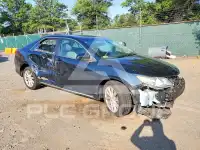 2014 Toyota CAMRY фото