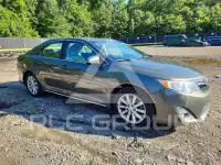 2014 Toyota CAMRY фото