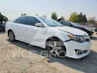 2014 Toyota CAMRY фото