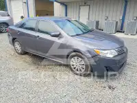 2014 Toyota CAMRY фото