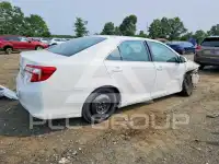 2014 Toyota CAMRY photo