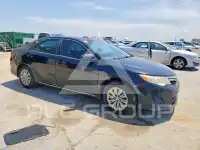 2014 Toyota CAMRY фото