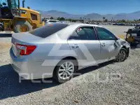 2014 Toyota CAMRY фото