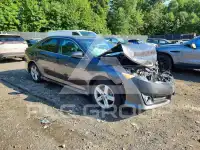 2014 Toyota CAMRY фото