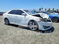 2014 Toyota CAMRY фото