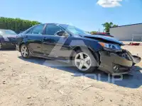 2014 Toyota CAMRY фото