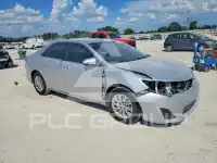 2014 Toyota CAMRY фото
