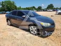 2014 Toyota CAMRY фото