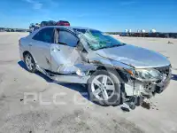 2014 Toyota CAMRY фото