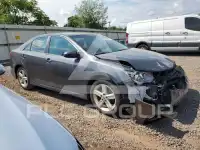 2014 Toyota CAMRY фото
