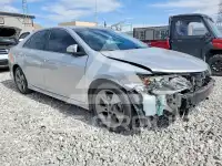 2014 Toyota CAMRY фото