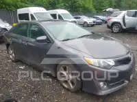 2014 Toyota CAMRY фото