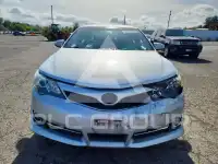 2014 Toyota CAMRY фото