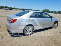 2014 Toyota CAMRY photo