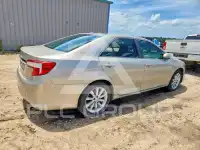 2014 Toyota CAMRY фото