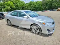 2014 Toyota CAMRY фото