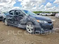 2014 Toyota CAMRY фото