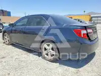 2014 Toyota CAMRY фото