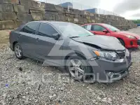 2014 Toyota CAMRY фото