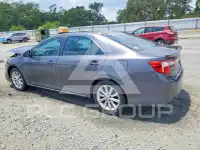 2014 Toyota CAMRY фото