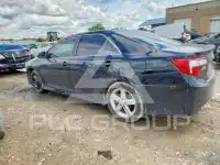 2014 Toyota CAMRY фото