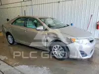 2014 Toyota CAMRY фото