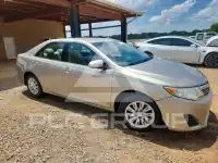 2014 Toyota CAMRY фото