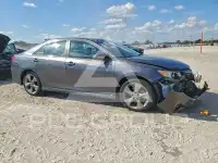 2014 Toyota CAMRY фото