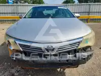 2014 Toyota CAMRY фото