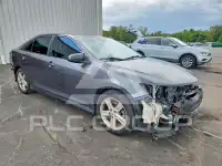 2014 Toyota CAMRY photo