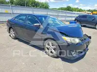 2014 Toyota CAMRY фото