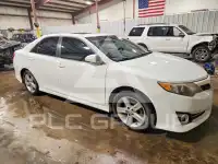 2014 Toyota CAMRY фото