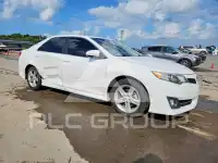 2014 Toyota CAMRY фото