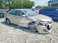 2014 Toyota CAMRY фото