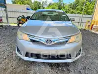 2014 Toyota CAMRY фото