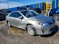 2014 Toyota CAMRY фото