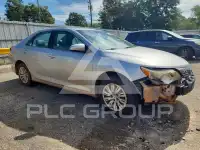 2014 Toyota CAMRY фото