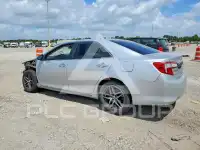 2014 Toyota CAMRY фото