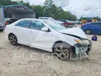 2014 Toyota CAMRY фото