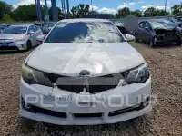 2014 Toyota CAMRY photo
