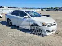 2014 Toyota CAMRY фото