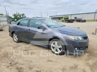 2014 Toyota CAMRY фото