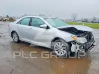 2014 Toyota CAMRY фото