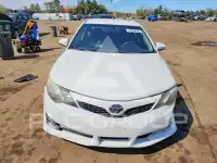 2014 Toyota CAMRY photo