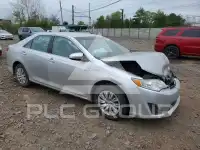 2014 Toyota CAMRY фото
