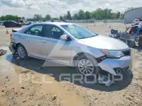 2014 Toyota CAMRY фото